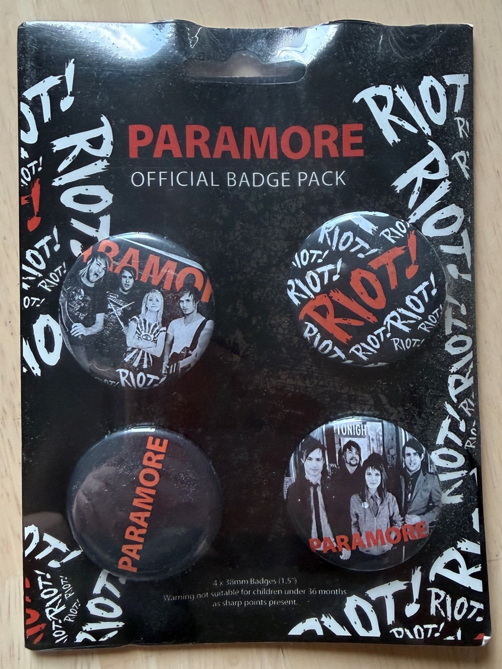 Paramore Official RIOT! Buttons Pack